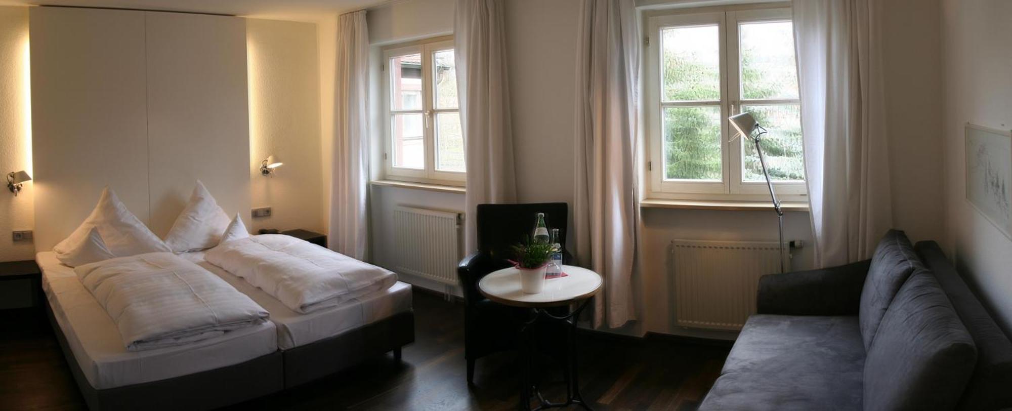Hotel Am Main Veitshochheim Room photo
