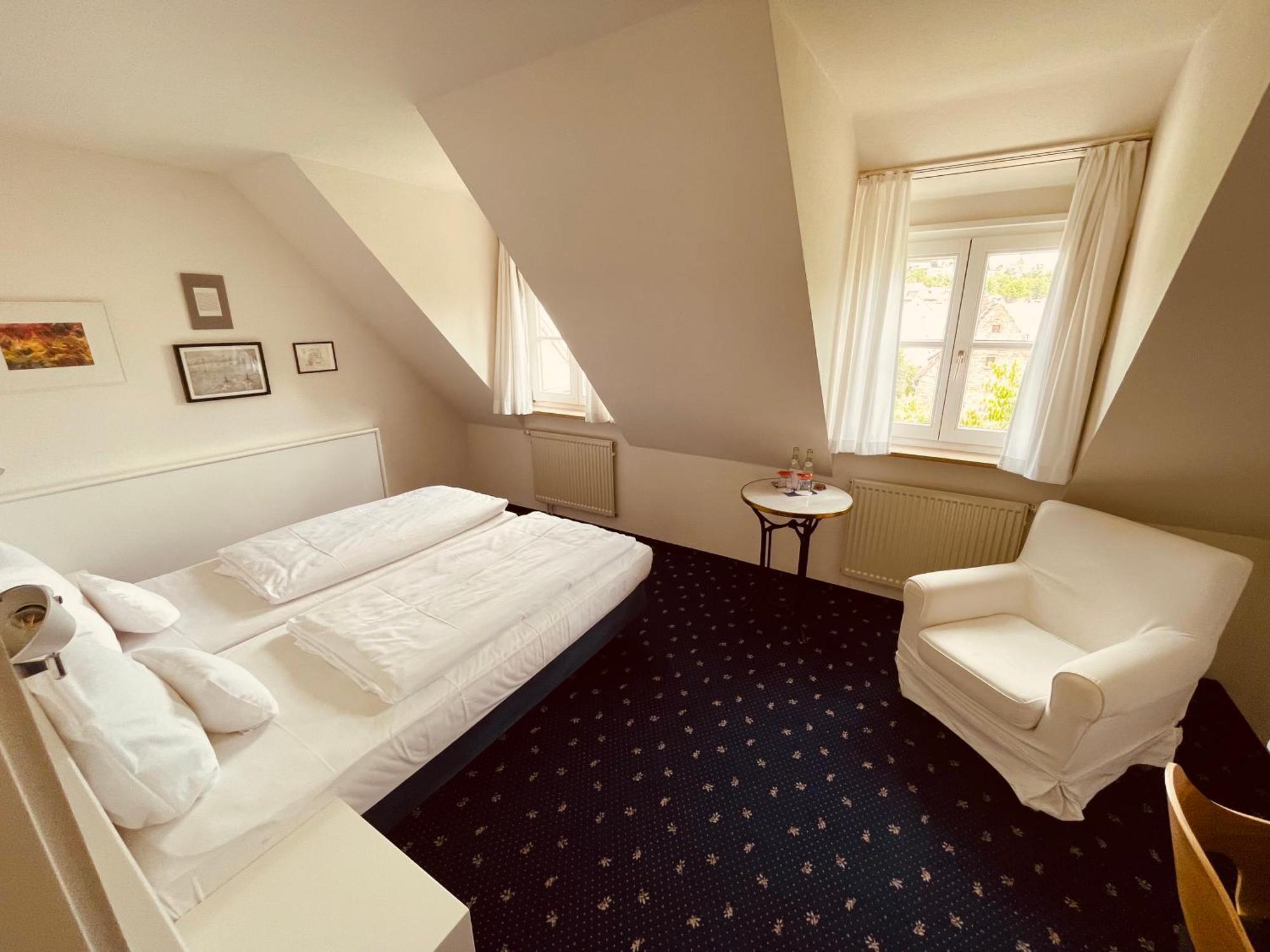 Hotel Am Main Veitshochheim Room photo