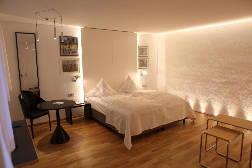 Hotel Am Main Veitshochheim Room photo